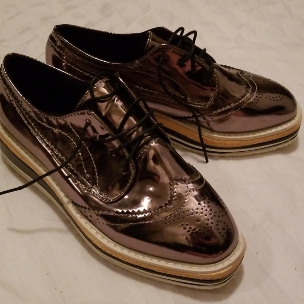 Silver platform oxford shoes